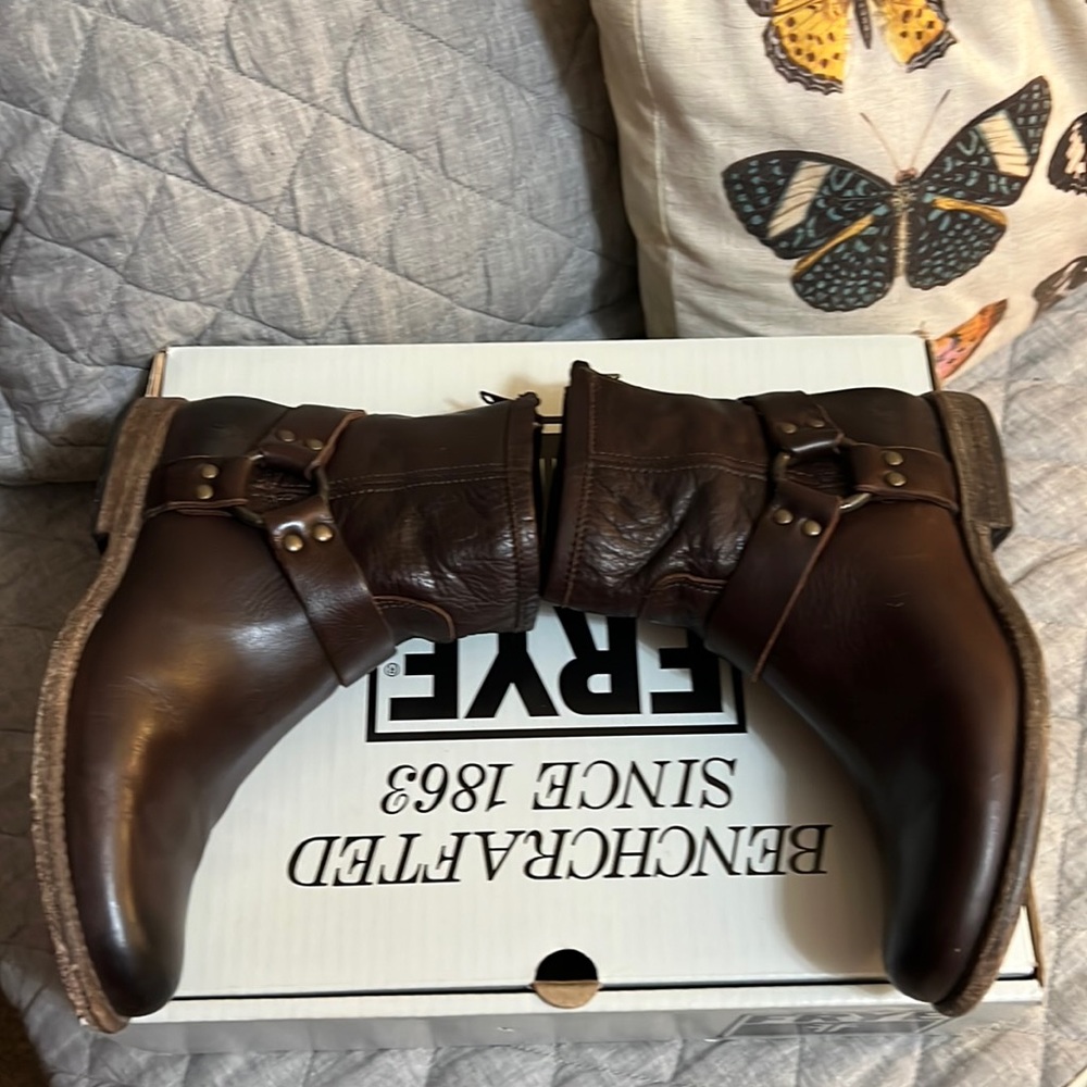 Frye Phillip Harness ankle boot dark brown - Picture 3 of 11